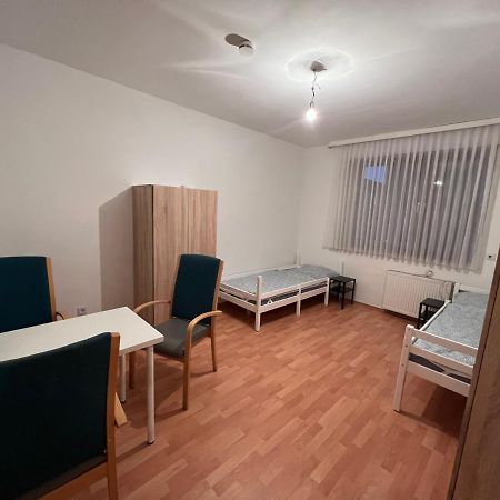 Duisburg Feelhome, Flughafen Nah,3-Schlafzimmer, Dusche Ebenerdig, Zentral, Wifi, Ground Floor 외부 사진