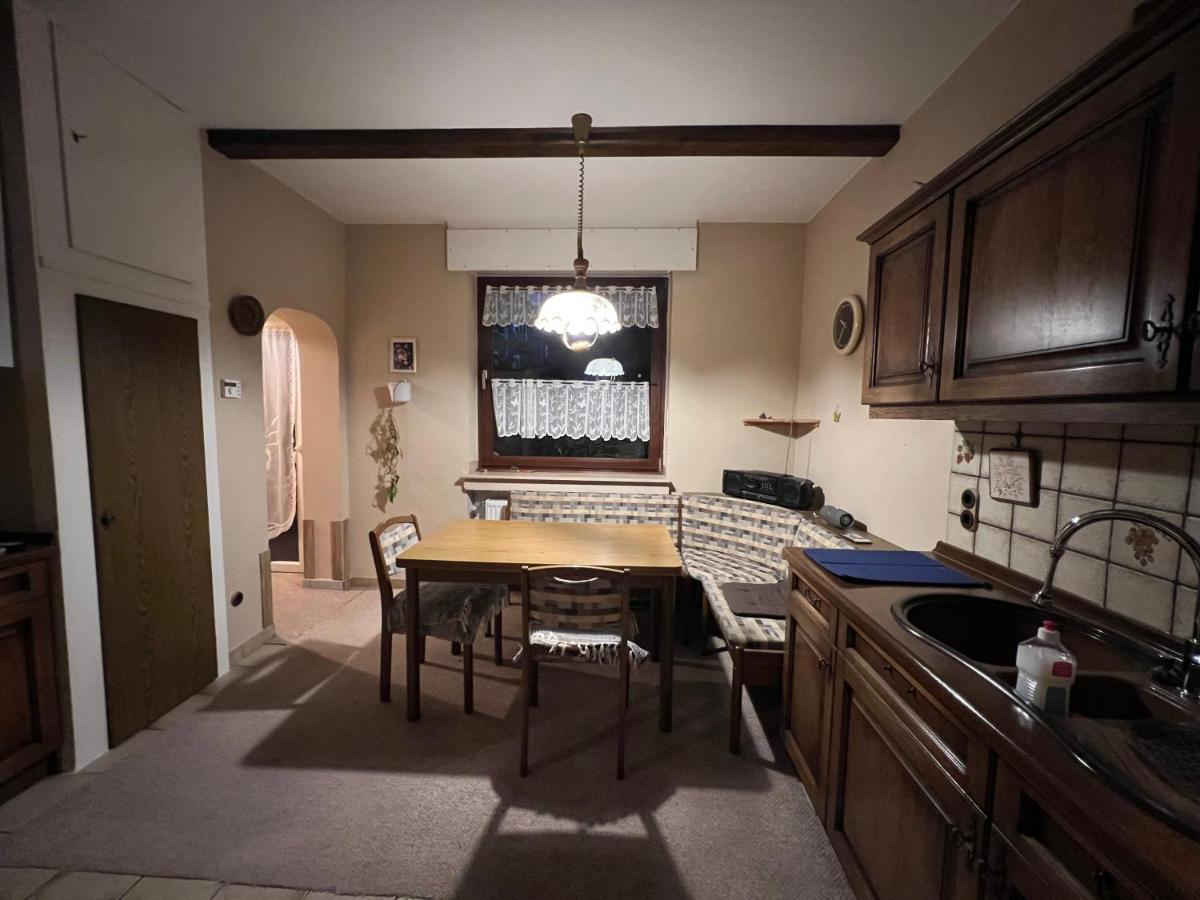 Duisburg Feelhome, Flughafen Nah,3-Schlafzimmer, Dusche Ebenerdig, Zentral, Wifi, Ground Floor 외부 사진