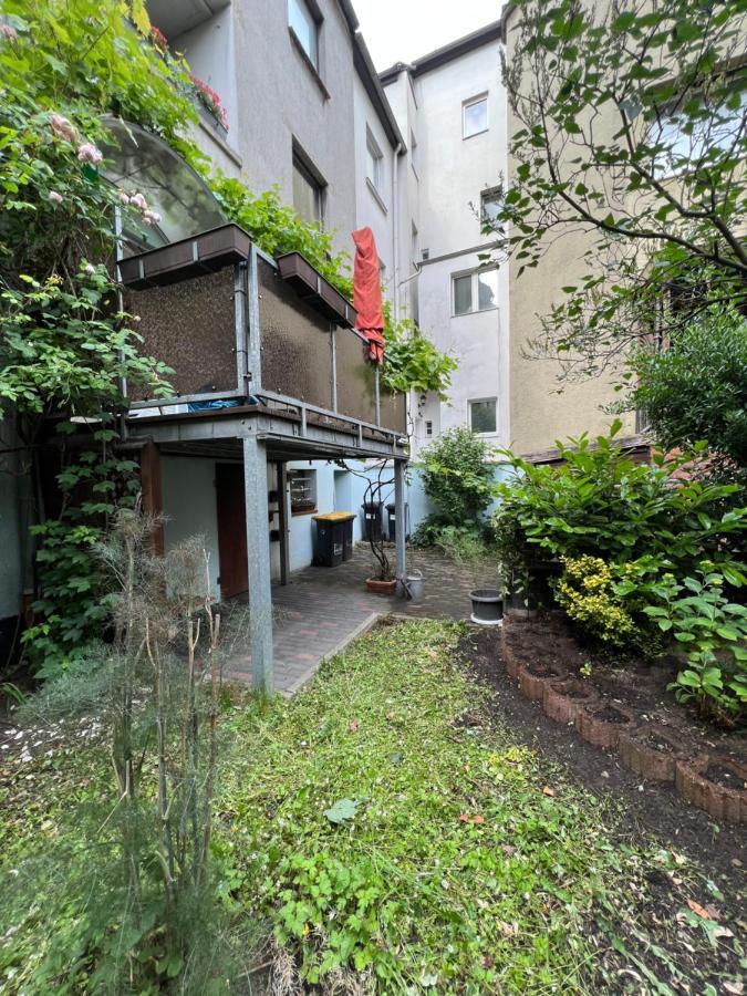 Duisburg Feelhome, Flughafen Nah,3-Schlafzimmer, Dusche Ebenerdig, Zentral, Wifi, Ground Floor 외부 사진